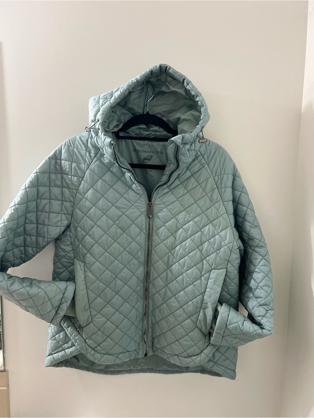 BCBGMaxAzria Quilted Hooded Puffer Jacket — Light Sage